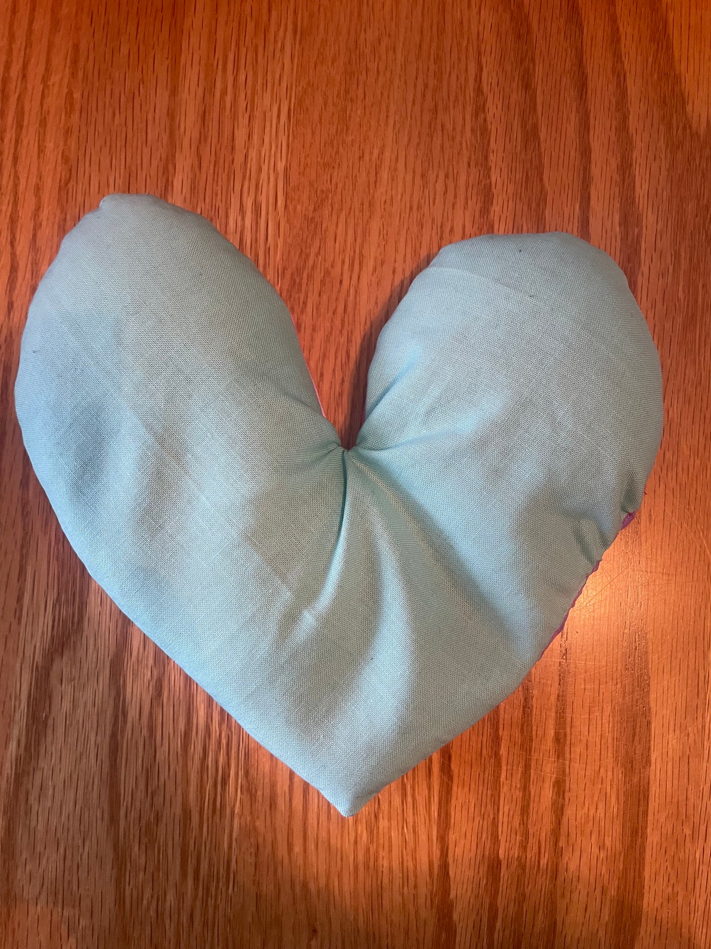 BotaniHeat Herbal Heart Eye Pillow Green/Purple swirl