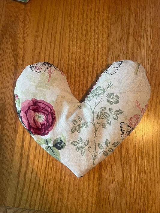 BotaniHeat Herbal Heart Eye Pillow Floral/Plaid